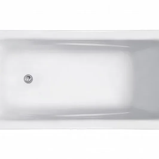 Ванна на белом